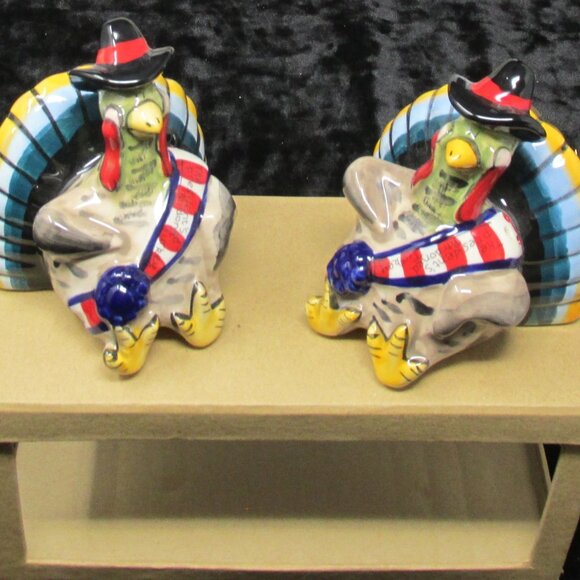 Heather Goldminc Thanksgiving Salt & Pepper Shaker Set - Picture 1 of 5